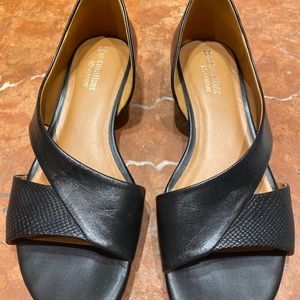 Naturalized black leather sandals